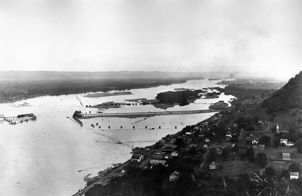 Pontoon Bridge Reeds Landing