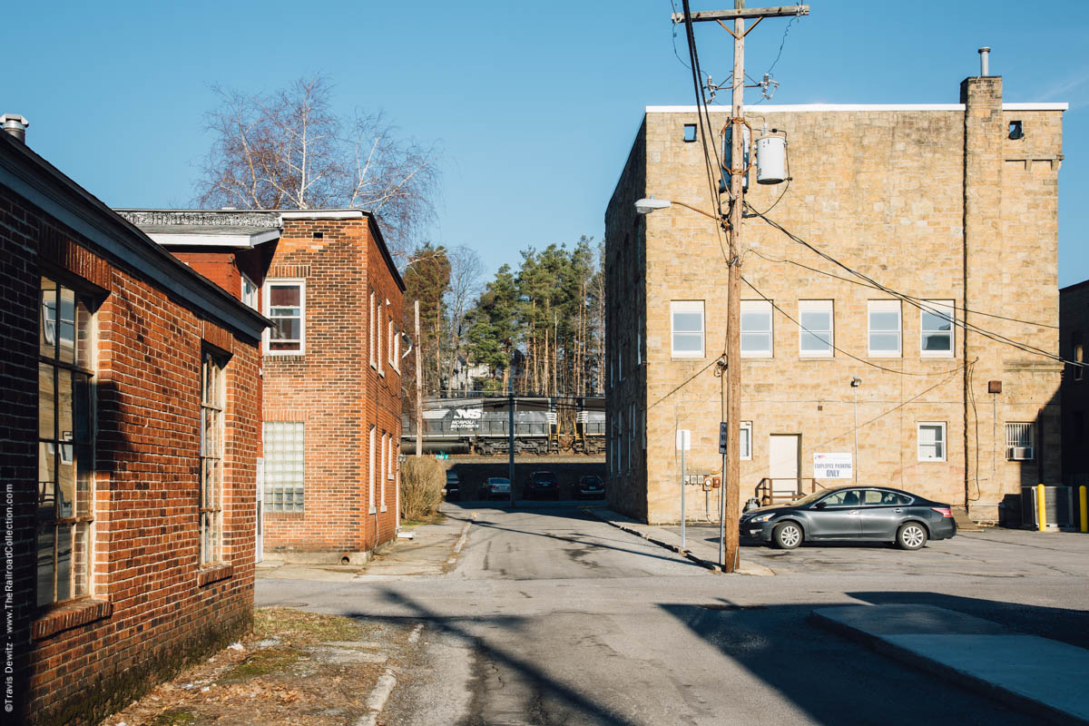 ns-6302-alley-way-historic-buildings-cresson-pa-3209