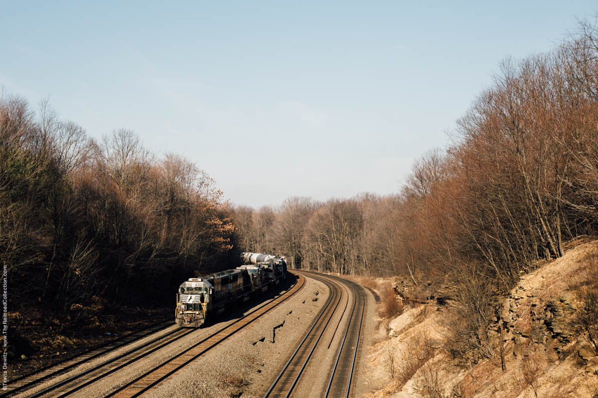 ns-6302-morning-light-curve-west-slope-cresson-pa-3226