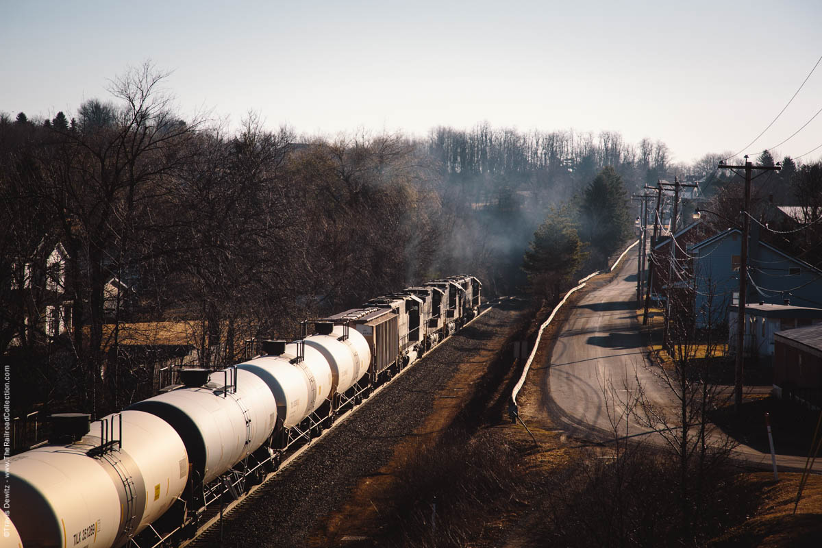 ns-6302-oil-train-mountain-railroading-exhaust-tunnelhill-pa-3241