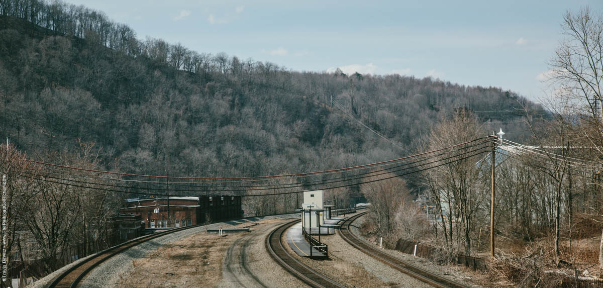 ns-amtrak-station-platform-johnstown-pa-3500