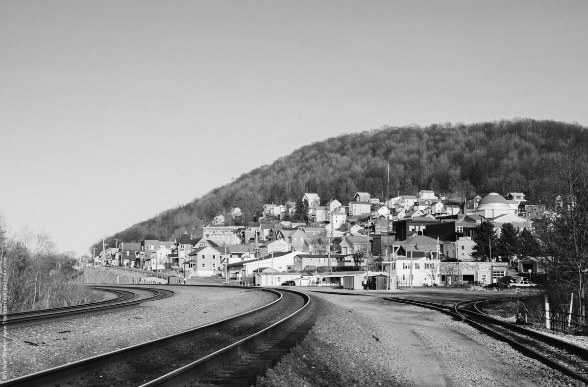 ns-prr-mainline-mountain-railroad-south-fork-3646