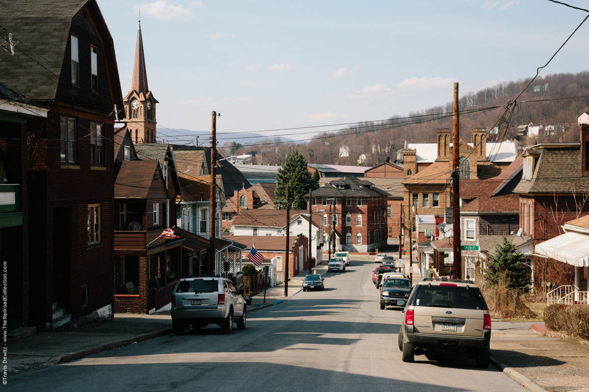 west-singer-street-hill-view-johnstown-pa-3543